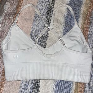 Lulu lemon sports bra